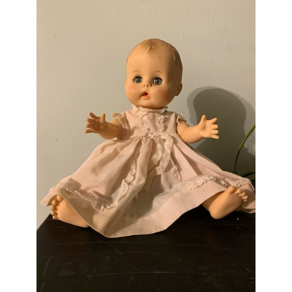Effanbee Baby Girl Doll, Blue Eyes, Blonde Hair 2408W